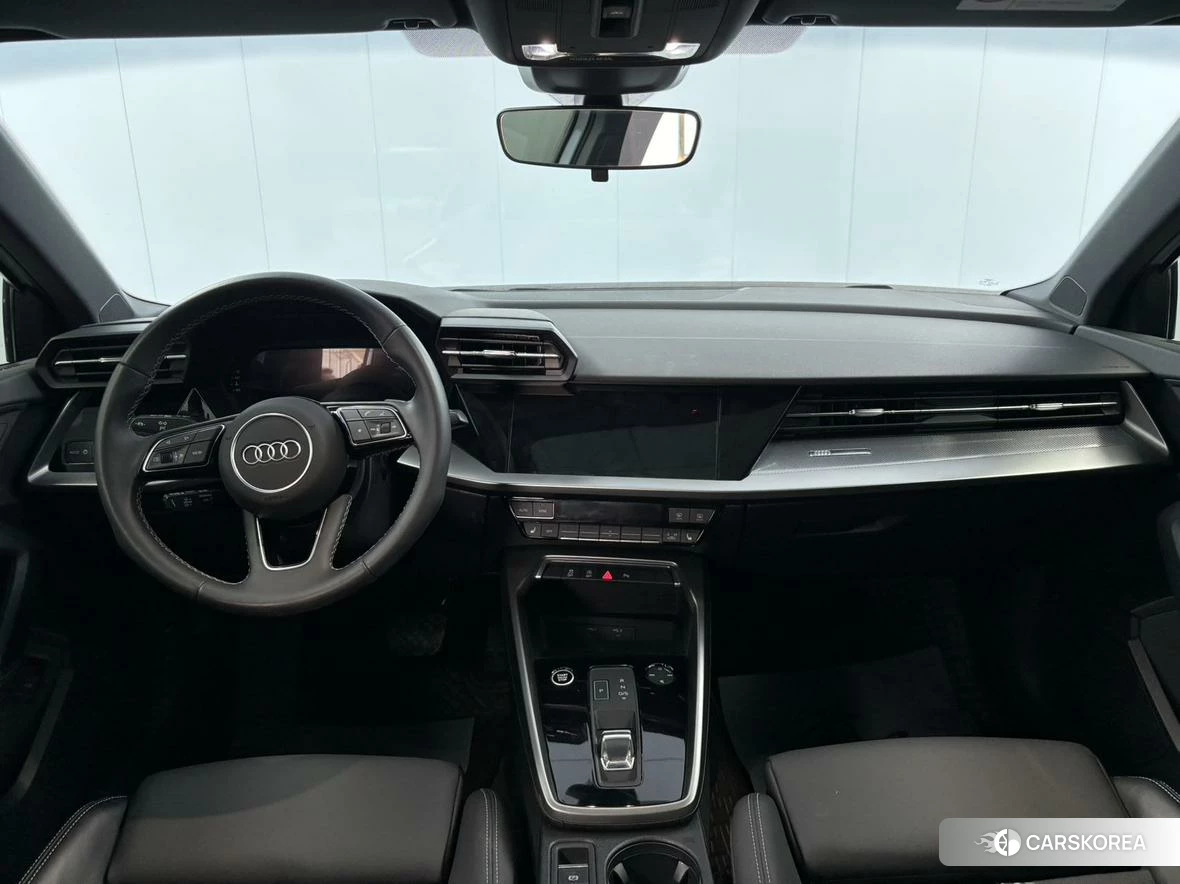Audi A3 2022 Белый из Китая, фото 2