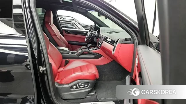 Porsche Cayenne (PO536) 2020 Черный из Кореи, фото 2