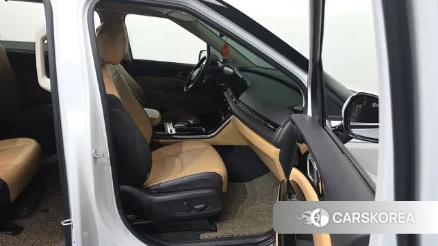 Kia Carnival 4th generation 2021 Белый из Кореи, фото 2