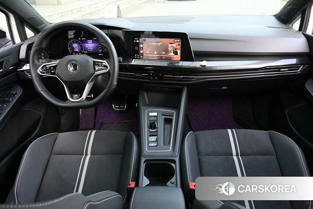 Volkswagen Golf 2022 Белый из Китая, фото 2