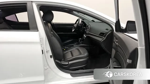 Hyundai The New Avante AD 2018 Белый из Кореи, фото 2