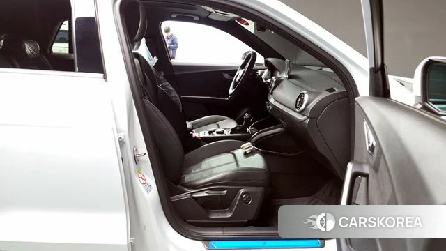 Audi Q2 2023 Белый из Кореи, фото 2