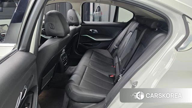 BMW 3 Series (G20) 2020 Белый из Кореи, фото 2