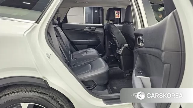 Kia The New Sportage 5th Generation Hybrid 2025 Белый из Кореи, фото 2