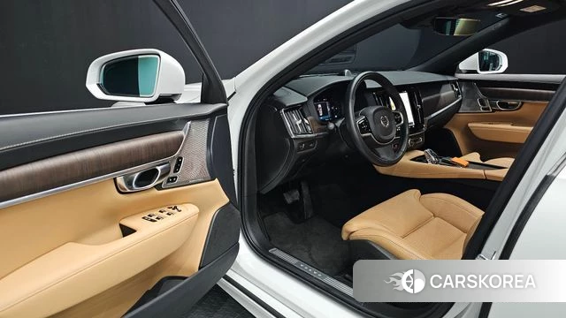 Volvo S90 2022 Белый из Кореи, фото 2
