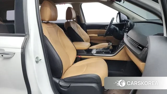 Kia Carnival 4th generation 2022 Белый из Кореи, фото 2