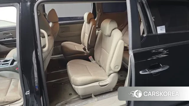 Kia The New Carnival 2018 Черный из Кореи, фото 2