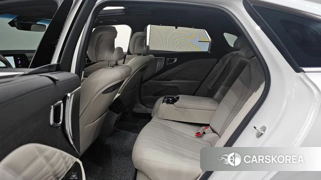Kia K8 Hybrid 2023 Белый из Кореи, фото 2