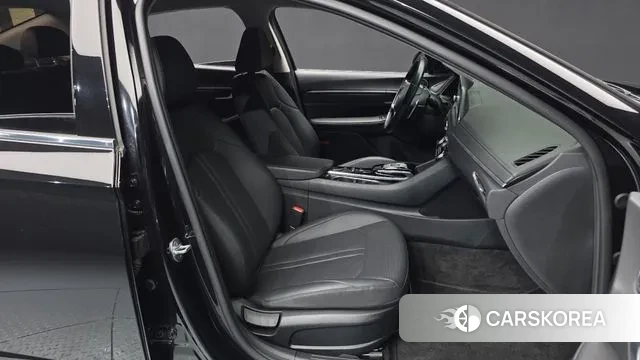 Hyundai Sonata (DN8) 2021 Черный из Кореи, фото 2