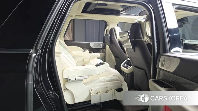Lincoln Navigator 4th generation 2020 Черный из Кореи, фото 2