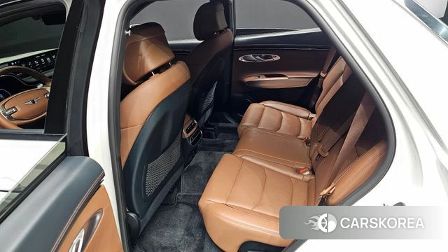 Genesis GV70 2022 Белый из Кореи, фото 2