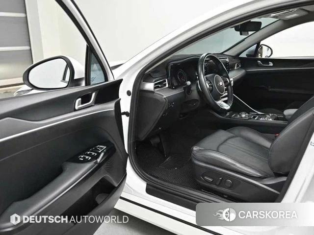 Kia K5 3rd generation 2021 Белый из Кореи, фото 2