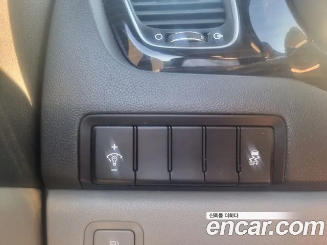 Kia The New Carnival 2018 Черный из Кореи, фото 2