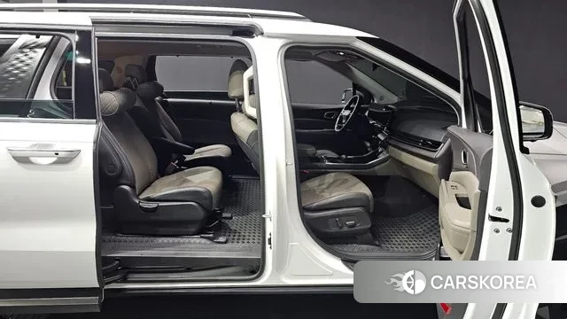 Kia The New Carnival 4th Generation 2025 Белый из Кореи, фото 2