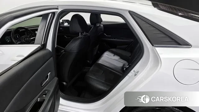 Hyundai Avante (CN7) 2021 Белый из Кореи, фото 2