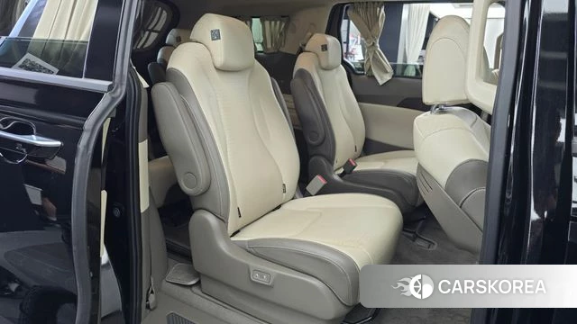 Kia Carnival 4th generation 2023 Черный из Кореи, фото 2