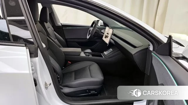 Tesla Model 3 2024 Белый из Кореи, фото 2