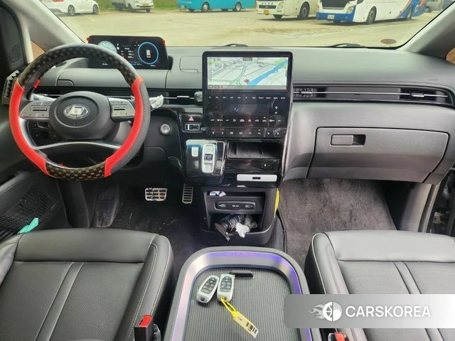 Hyundai Staria 2022 Черный из Кореи, фото 2