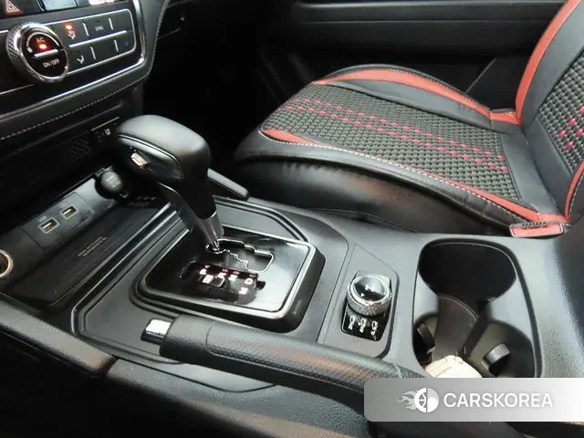 Ssangyong The New Rexton Sport 2022 Красный из Кореи, фото 2