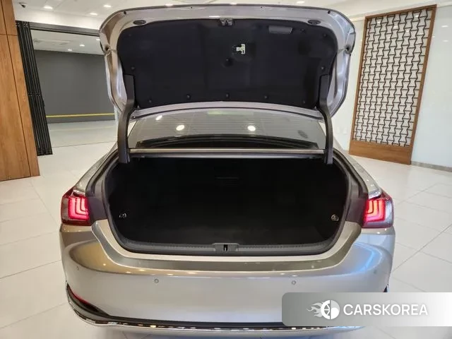 Lexus ES300h 7th generation 2021 Серый из Кореи, фото 2