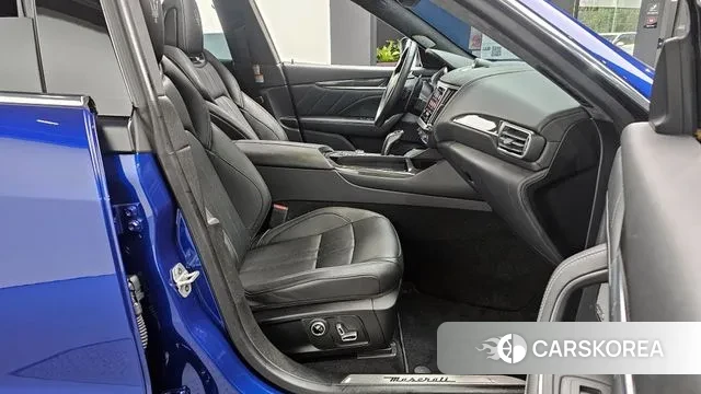 Maserati Levante 2022 Синий из Кореи, фото 2