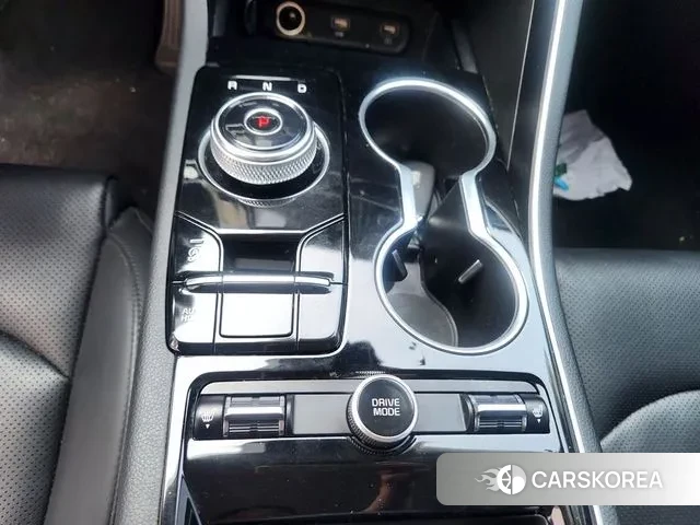 Kia K5 3rd generation 2021 Белый из Кореи, фото 2