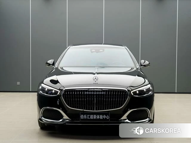 Mercedes-Benz Maybach S-class 2023 Черный из Китая, фото 2