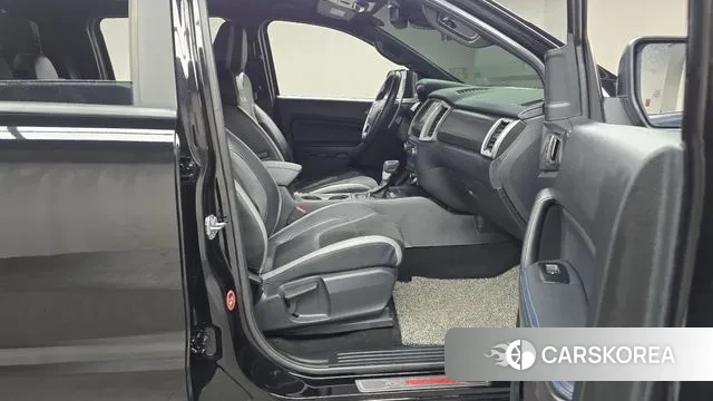 Ford Ranger 3rd Generation 2021 Черный из Кореи, фото 2