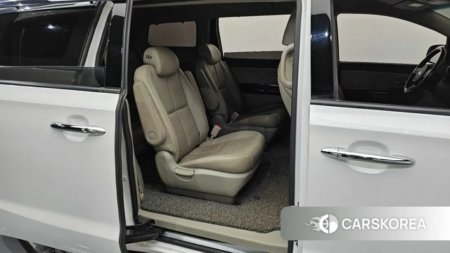 Kia The New Carnival 2018 Белый из Кореи, фото 2