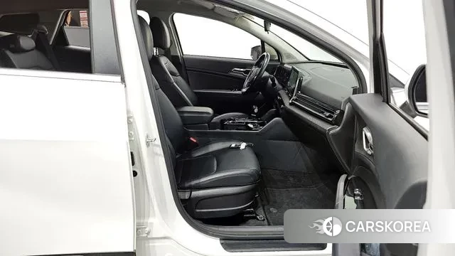 Kia Sportage 5th Generation 2022 Белый из Кореи, фото 2