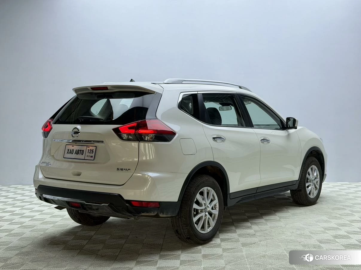Nissan Qijun 2023 Белый из Китая, фото 2