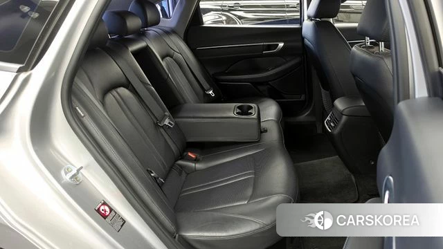 Hyundai Sonata Hybrid (DN8) 2020 Серебряный из Кореи, фото 2