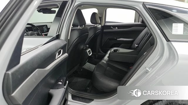 Kia The New K5 3rd generation 2025 Серебряный из Кореи, фото 2