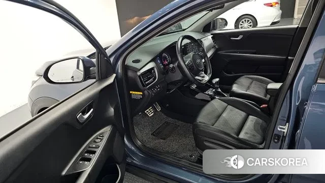 Kia Stonic 2019 Синий из Кореи, фото 2