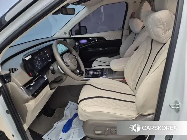 Kia Carnival 4th generation 2023 Белый из Кореи, фото 2