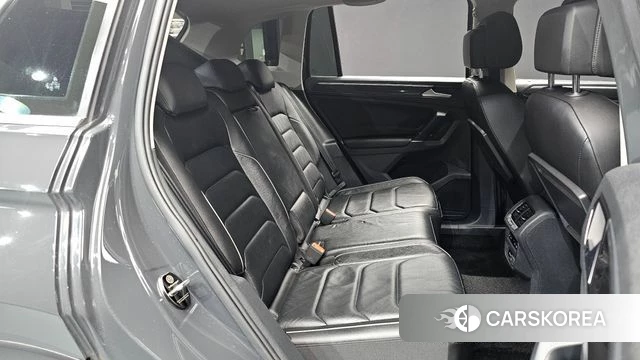 Volkswagen Tiguan second Generation 2018 Серый из Кореи, фото 2