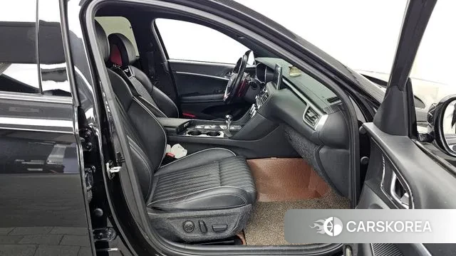 Genesis G70 2018 Черный из Кореи, фото 2