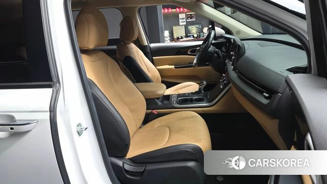 Kia Carnival 4th generation 2022 Белый из Кореи, фото 2
