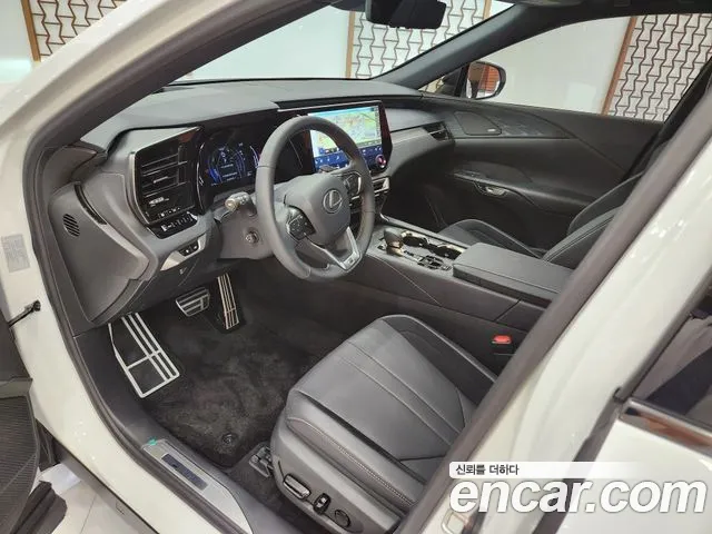 Lexus RX500h 5th generation 2024 Белый из Кореи, фото 2