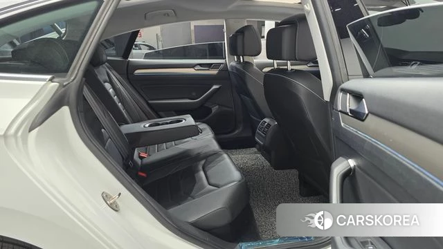 Volkswagen Arteon 2019 Белый из Кореи, фото 2