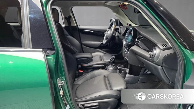 Mini Cooper 2021 Зеленый из Кореи, фото 2