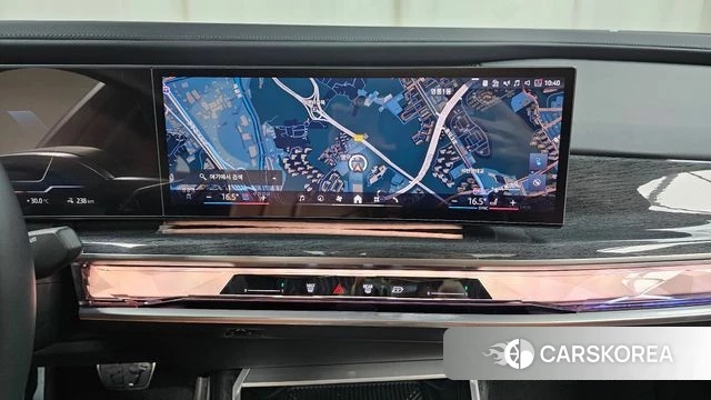 BMW i7 (G70) 2023 Белый из Кореи, фото 2