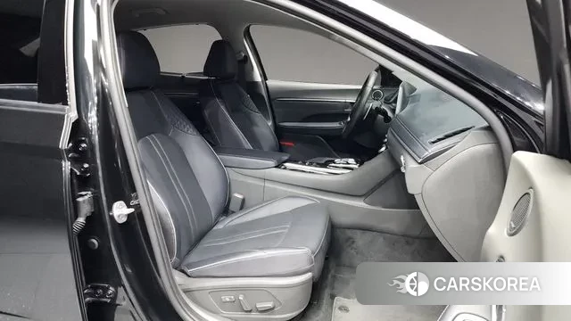 Hyundai Sonata (DN8) 2023 Черный из Кореи, фото 2