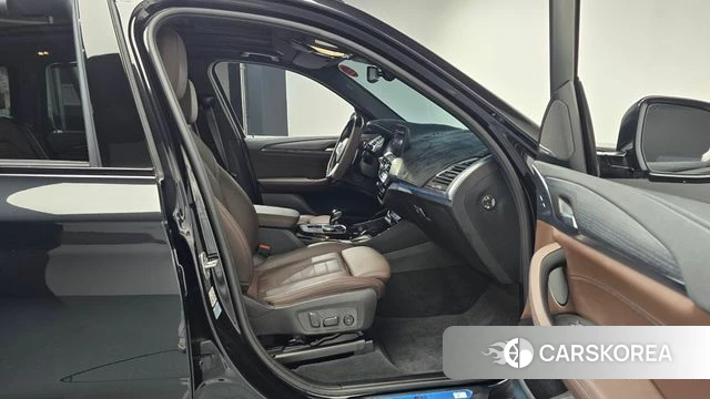 BMW X3 (G01) 2024 Серый из Кореи, фото 2