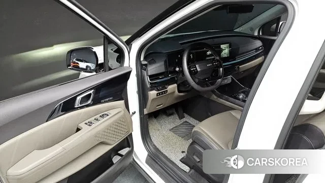 Kia The New Carnival 4th Generation 2025 Белый из Кореи, фото 2