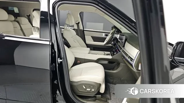 Hyundai Santa Fe (MX5) 2023 Черный из Кореи, фото 2