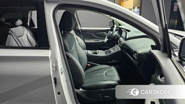 Hyundai The New Santa Fe 2022 Белый из Кореи, фото 2