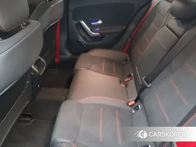 Mercedes-Benz A-Class W177 2024 Черный из Кореи, фото 2