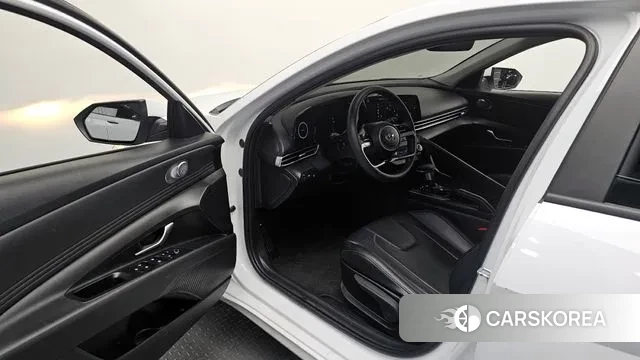 Hyundai Avante (CN7) 2022 Белый из Кореи, фото 2