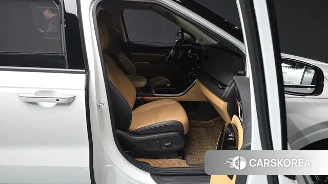 Kia Carnival 4th generation 2022 Белый из Кореи, фото 2